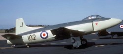 Палубный истребитель Supermarine Attacker